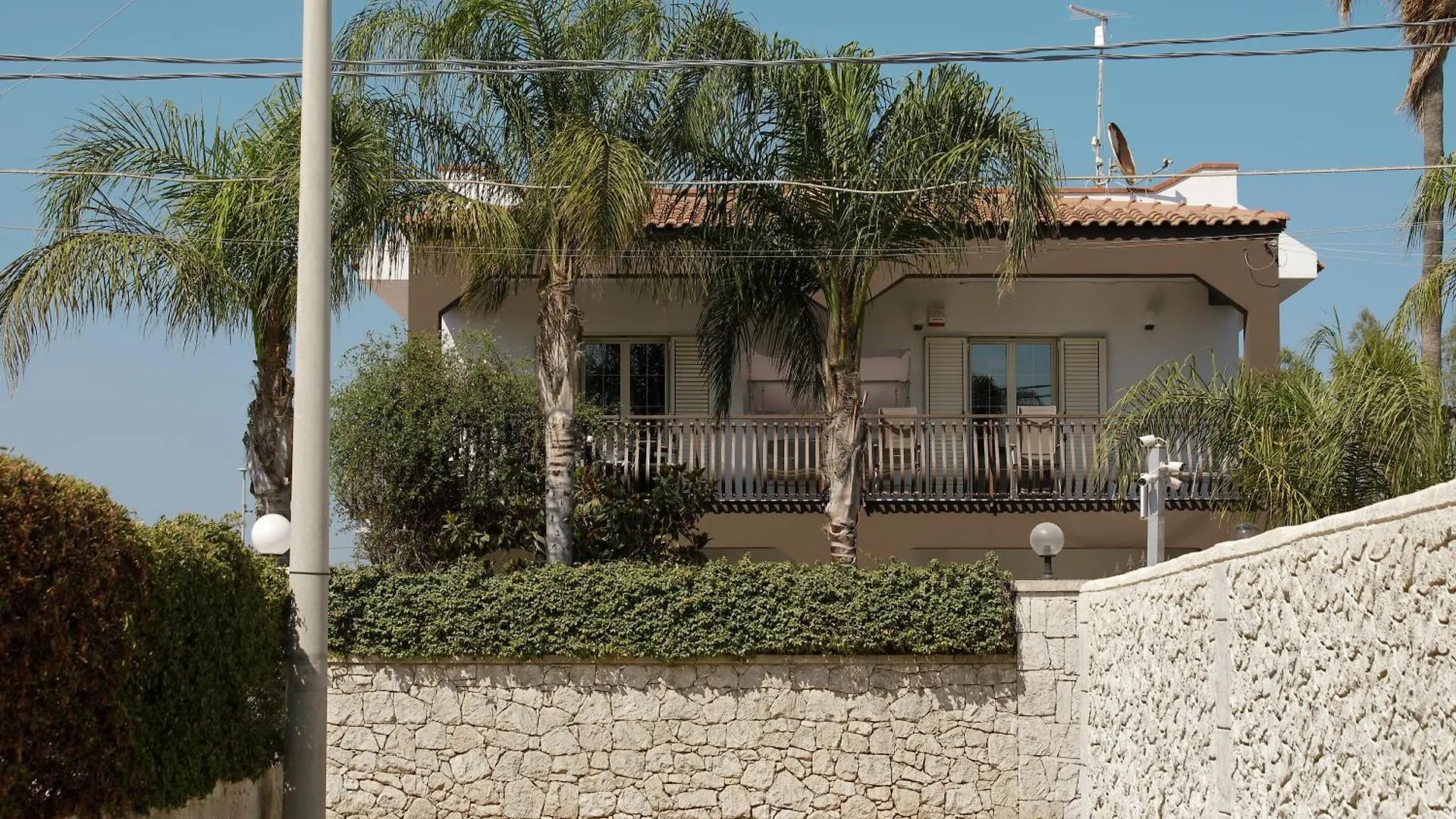 Villa Merilusi Apartments Fontane Bianche Italy