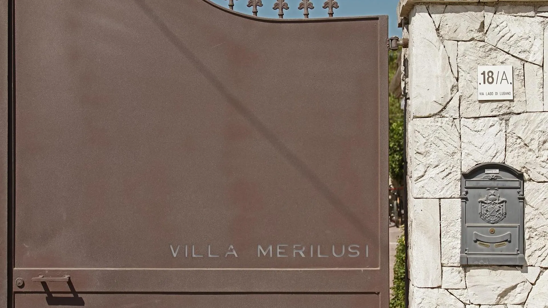 Villa Merilusi Apartments Fontane Bianche Holiday home