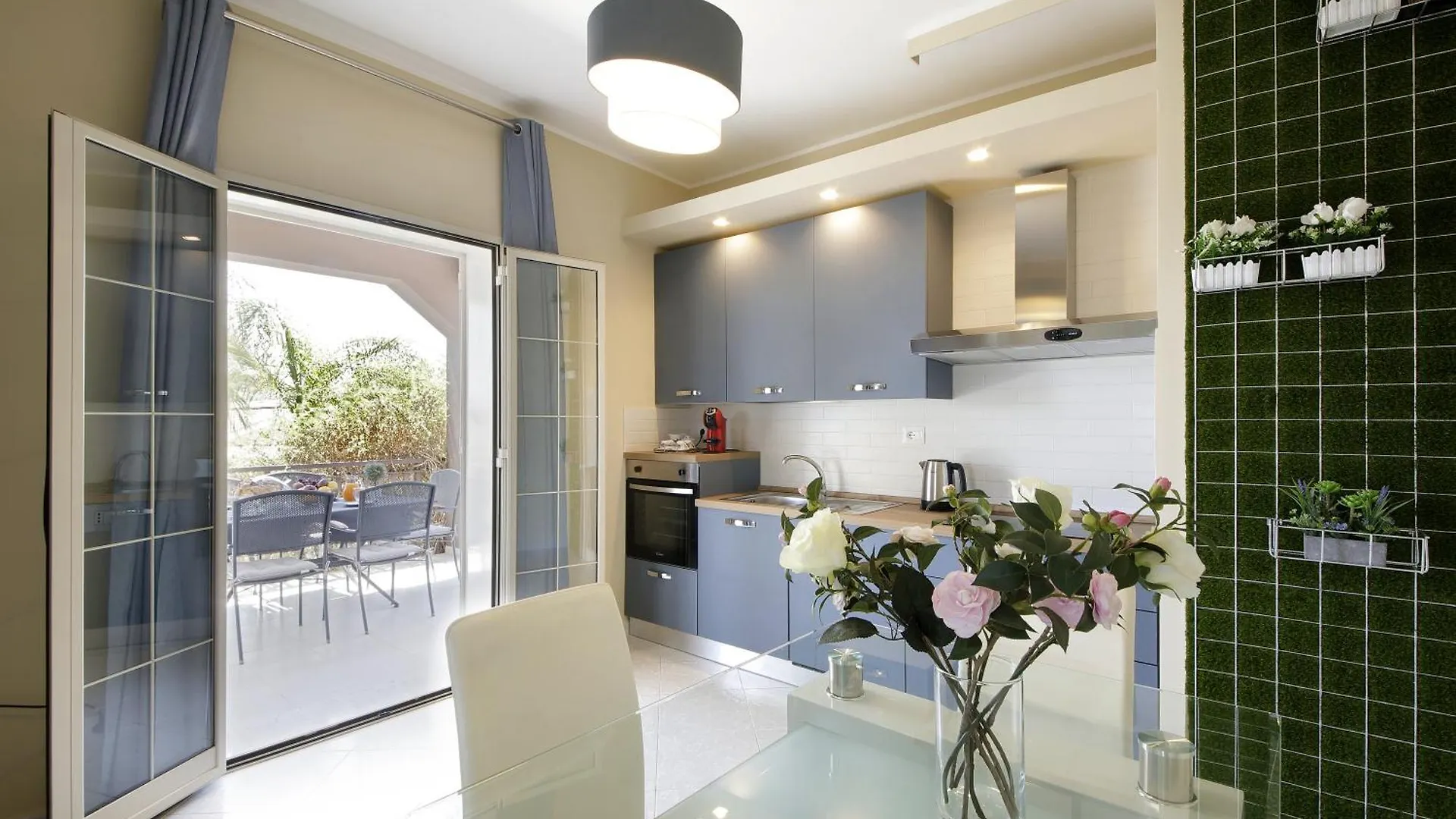 Villa Merilusi Apartments Fontane Bianche Holiday home