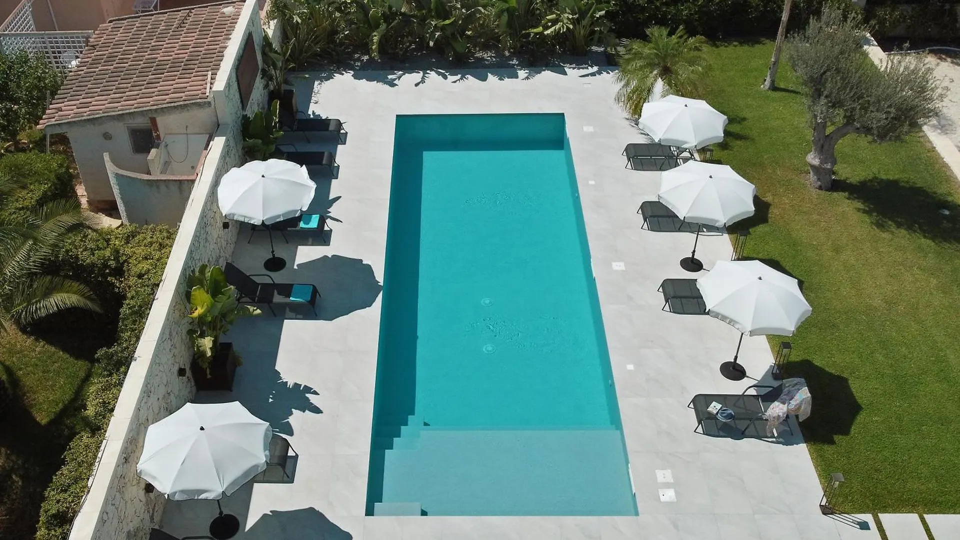 Villa Merilusi Apartments Фонтане-Бьянке Дом отдыха