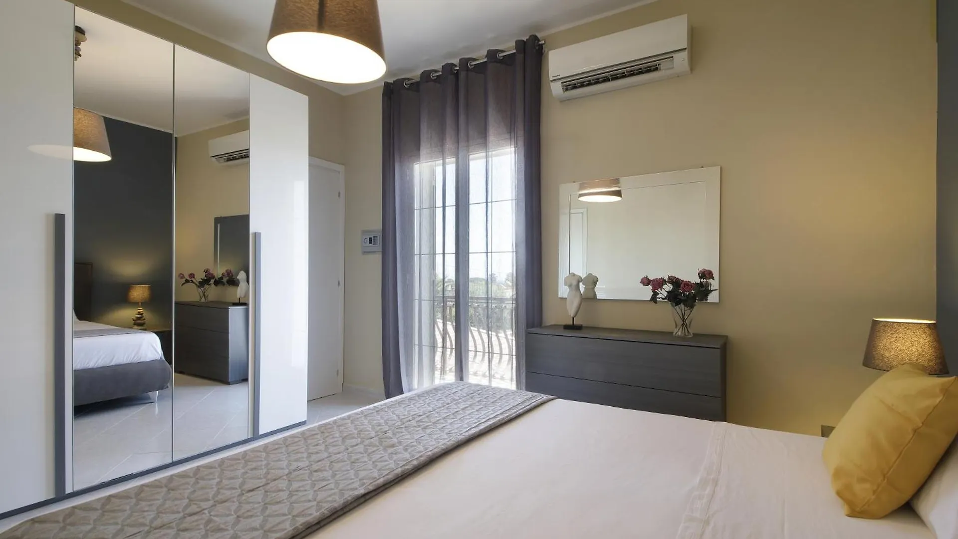 Villa Merilusi Apartments Fontane Bianche 0*,