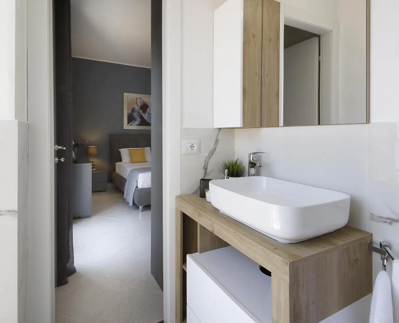 Villa Merilusi Apartments Fontane Bianche Holiday home